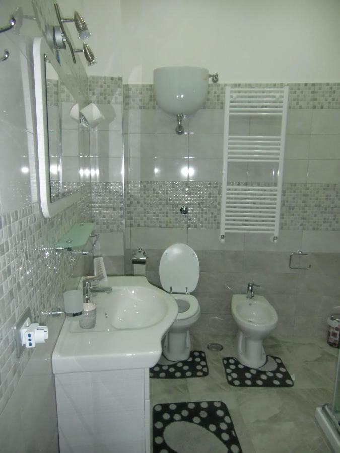 Guesthouse Aaron2 Napoli Eksteriør bilde