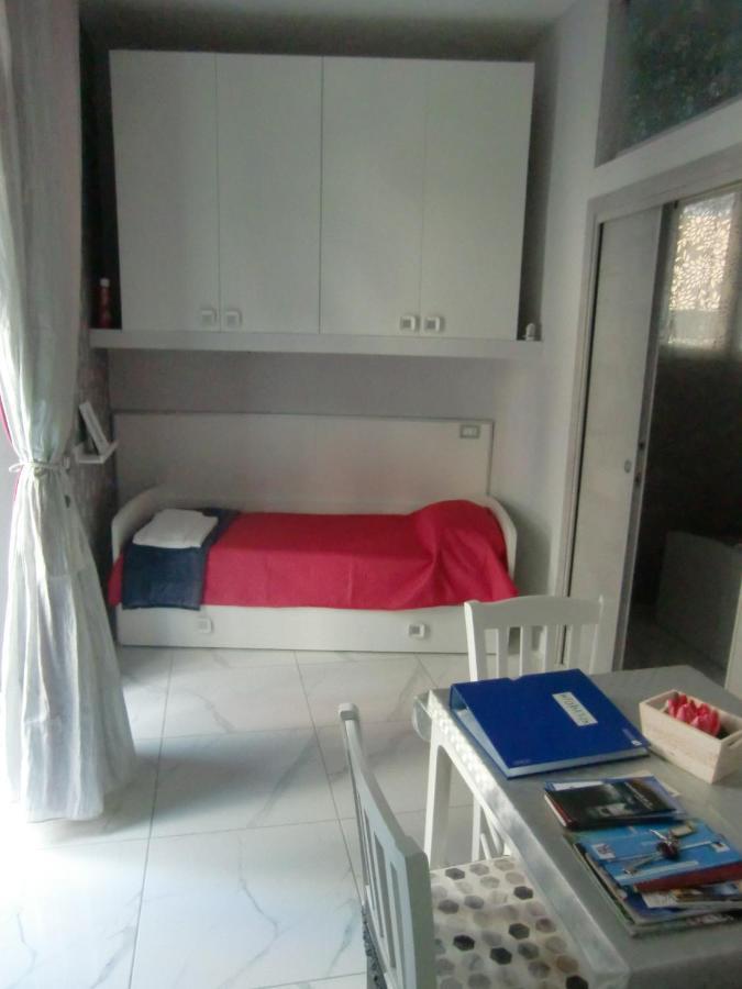 Guesthouse Aaron2 Napoli Eksteriør bilde